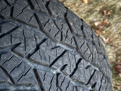 Used 2014 RAM 1500 Laramie w/ Convenience Group image 9