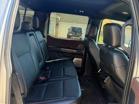 Used 2021 Ford F150 Lariat w/ Equipment Group 502A High AWD/4WD image 5
