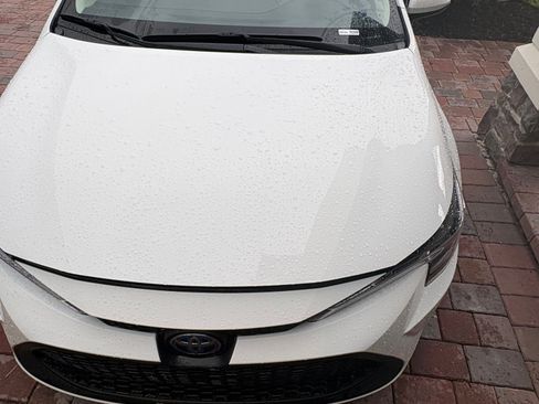 Used 2022 Toyota Corolla LE FWD image 12