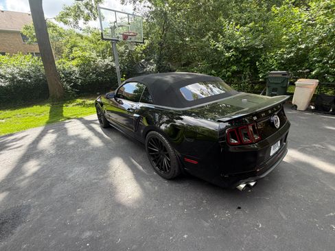 Used 2014 Ford Mustang Shelby GT500 w/ Equipment Group 821A RWD image 11