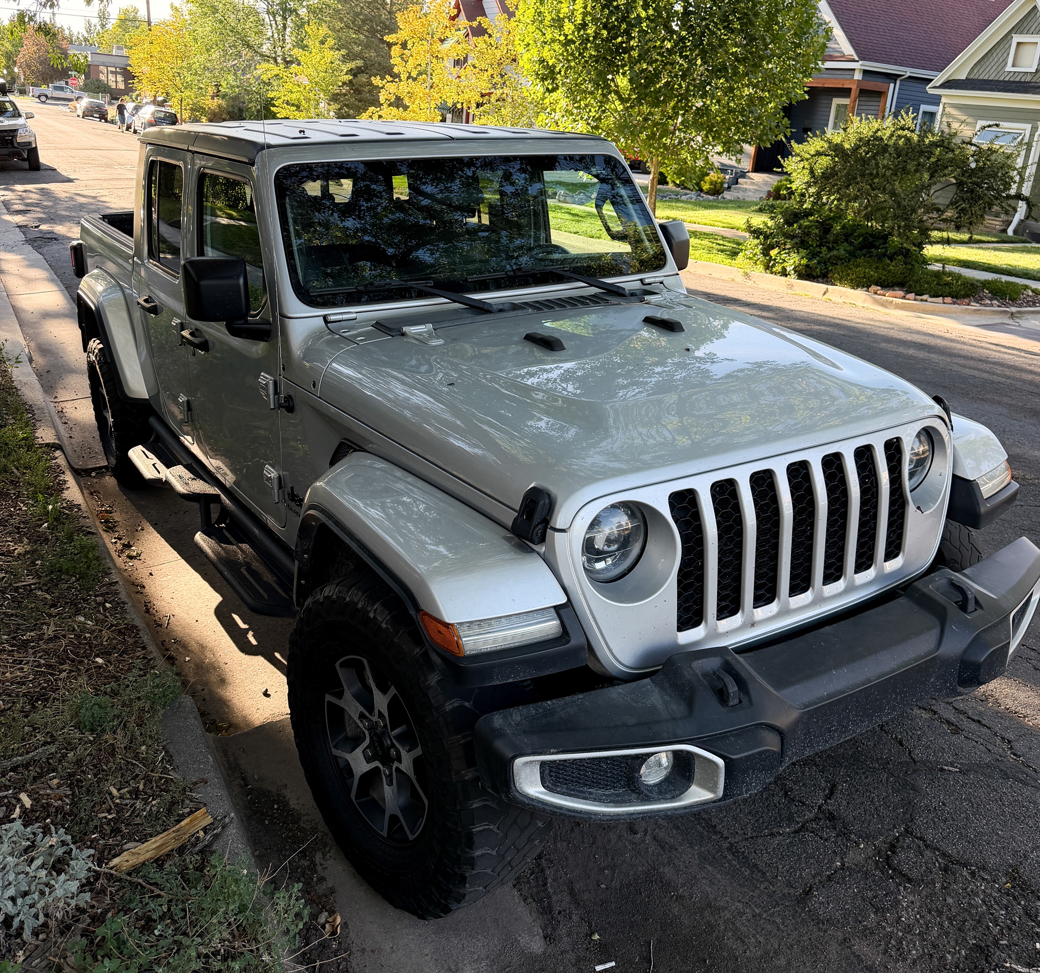 Used 2022 Jeep Gladiator Sport AWD/4WD image 10