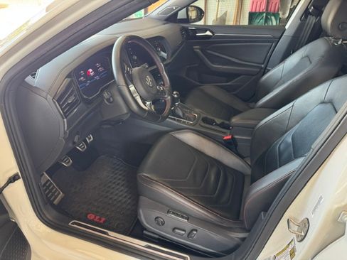 Used 2019 Volkswagen Jetta GLI Autobahn FWD image 12