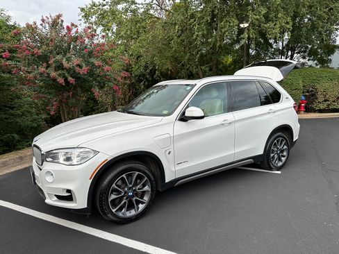 Used 2018 BMW X5 xDrive40e image 2