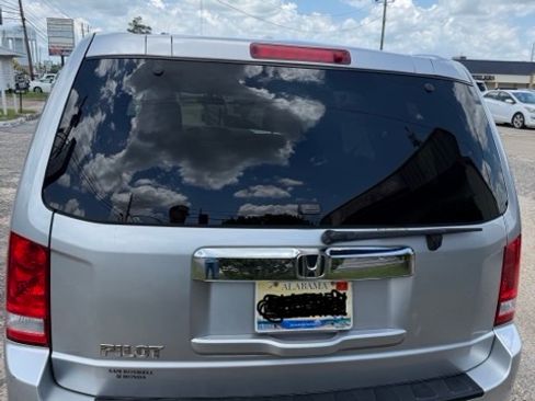 Used 2011 Honda Pilot LX image 8