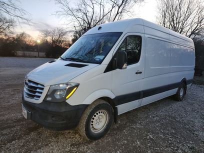 Used 2014 Freightliner Sprinter 2500