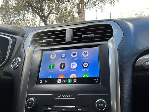 Used 2019 Ford Fusion SE image 29