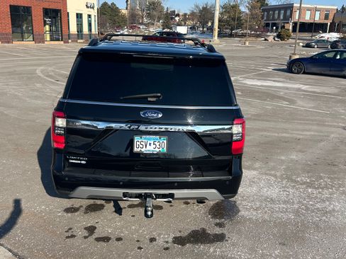 Used 2021 Ford Expedition Limited image 4