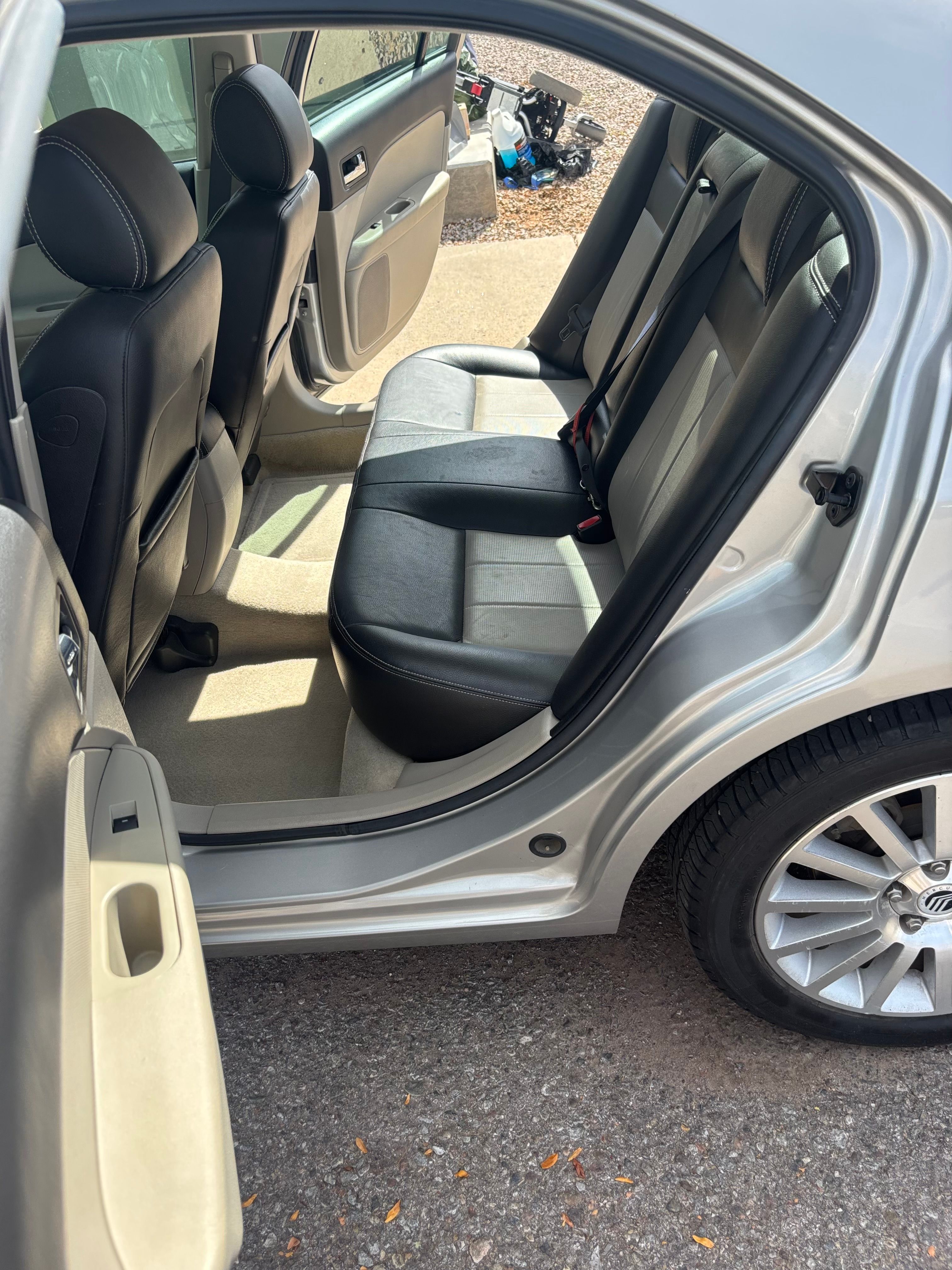 Used 2008 Mercury Milan Premier FWD image 14