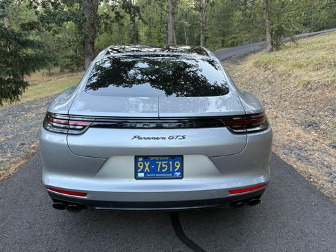 Used 2019 Porsche Panamera GTS AWD/4WD image 6
