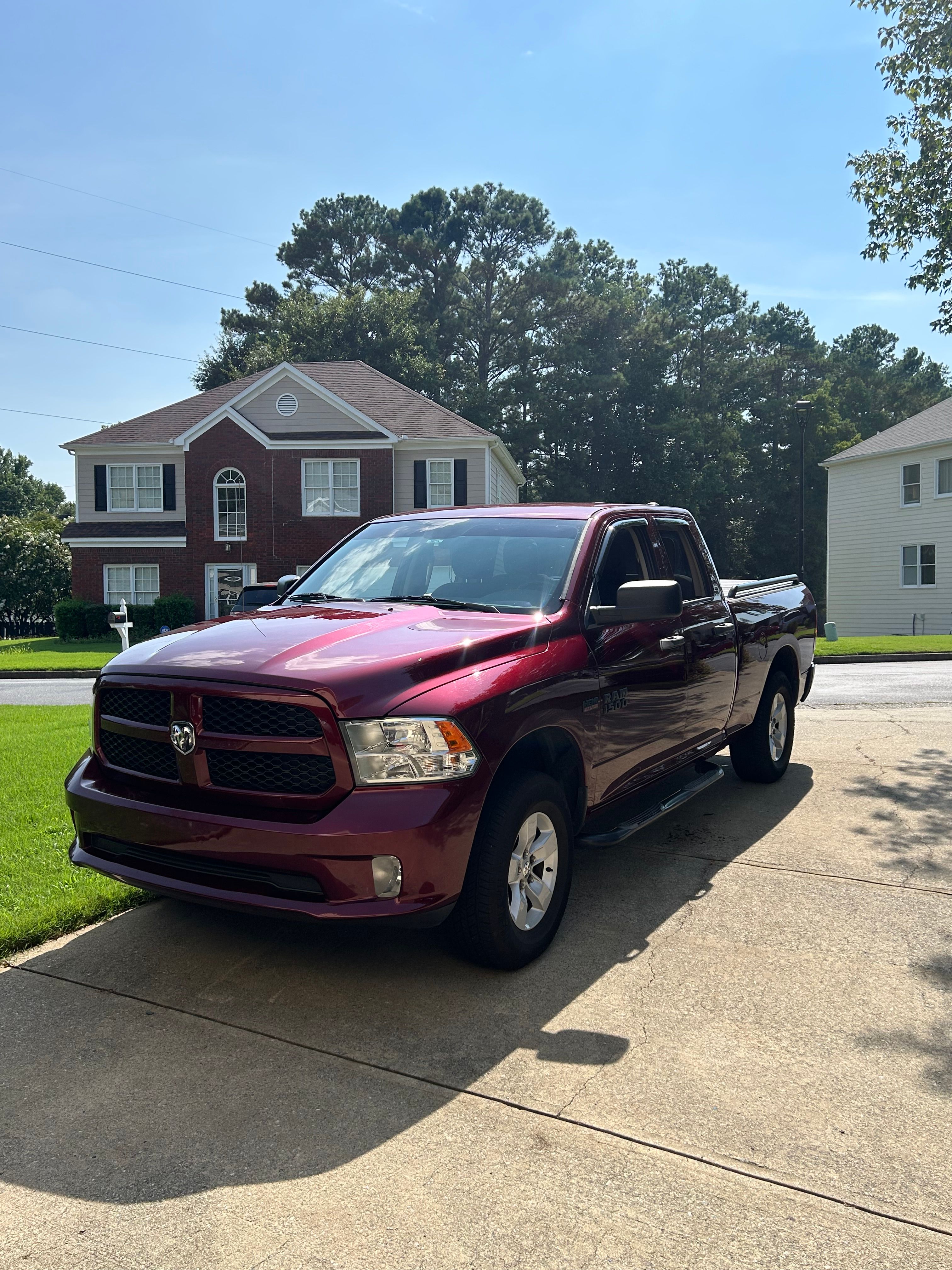 Used 2017 RAM 1500 Express w/ Express Value Package RWD image 2