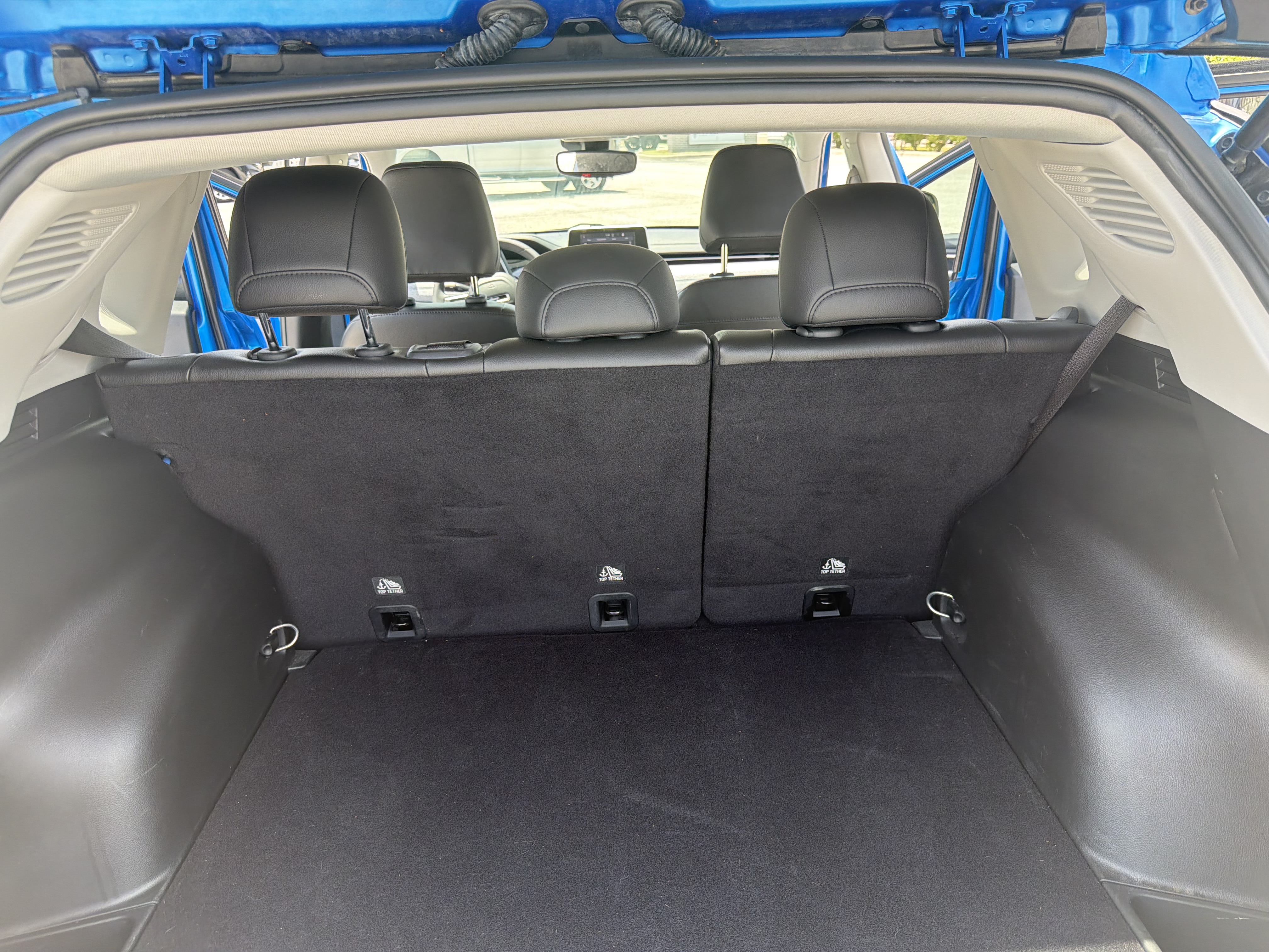 Used 2022 Jeep Compass Latitude FWD image 9