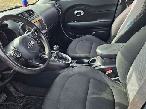 Used 2019 Kia Soul + image 19