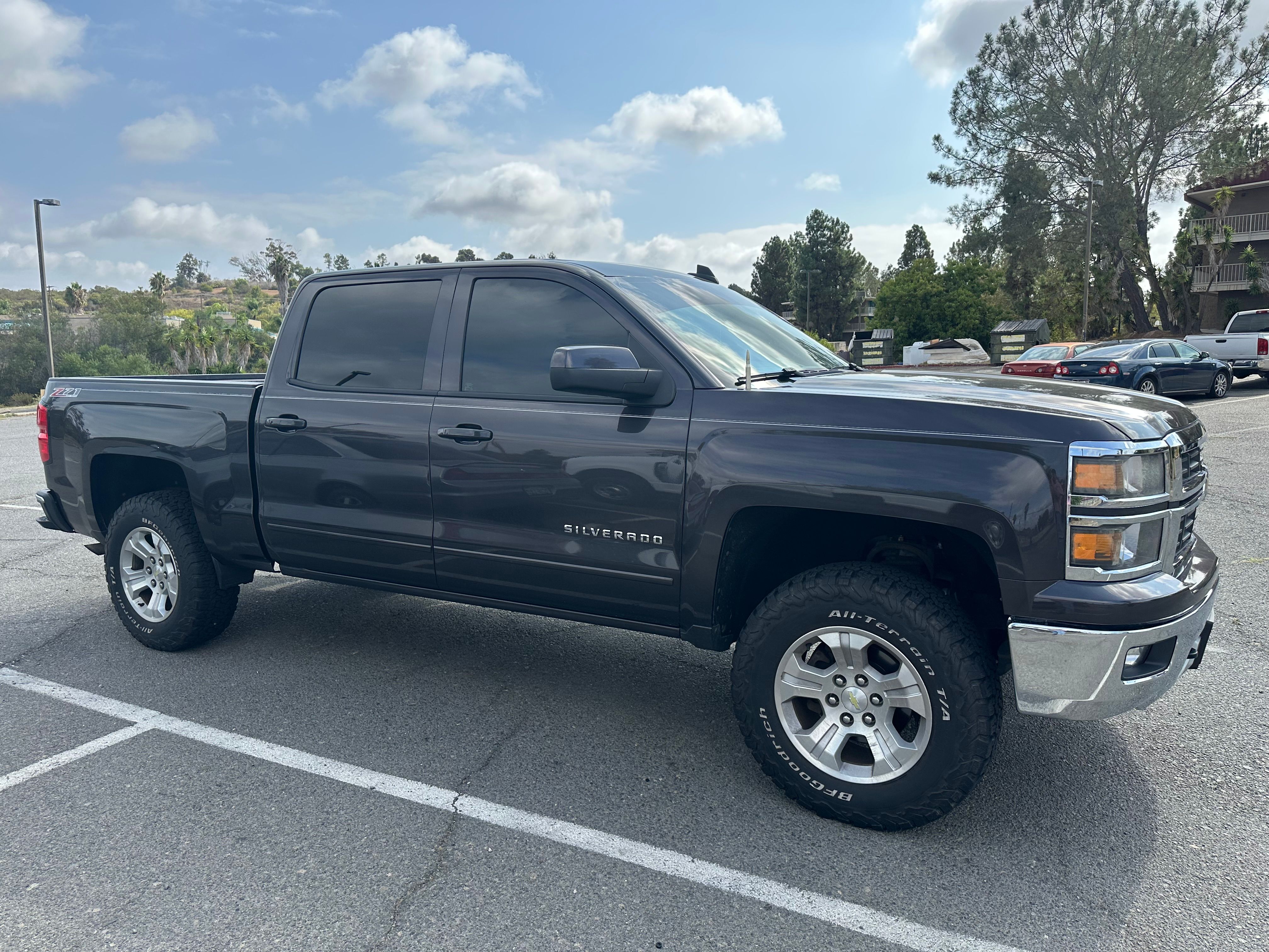 Used 2015 Chevrolet Silverado 1500 LT w/ All Star Edition AWD/4WD image 2