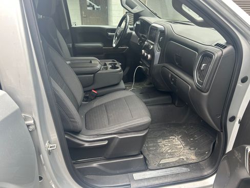 Used 2020 GMC Sierra 1500 SLE w/ SLE Value Package image 25