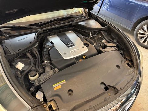 Used 2011 INFINITI M37 x w/ Premium Pkg image 10