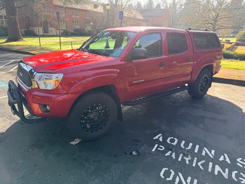Used 2013 Toyota Tacoma 4x4 Double Cab w/ TRD Off-Road Pkg image 19
