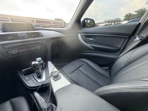 Used 2015 BMW 320i xDrive Sedan AWD/4WD image 10
