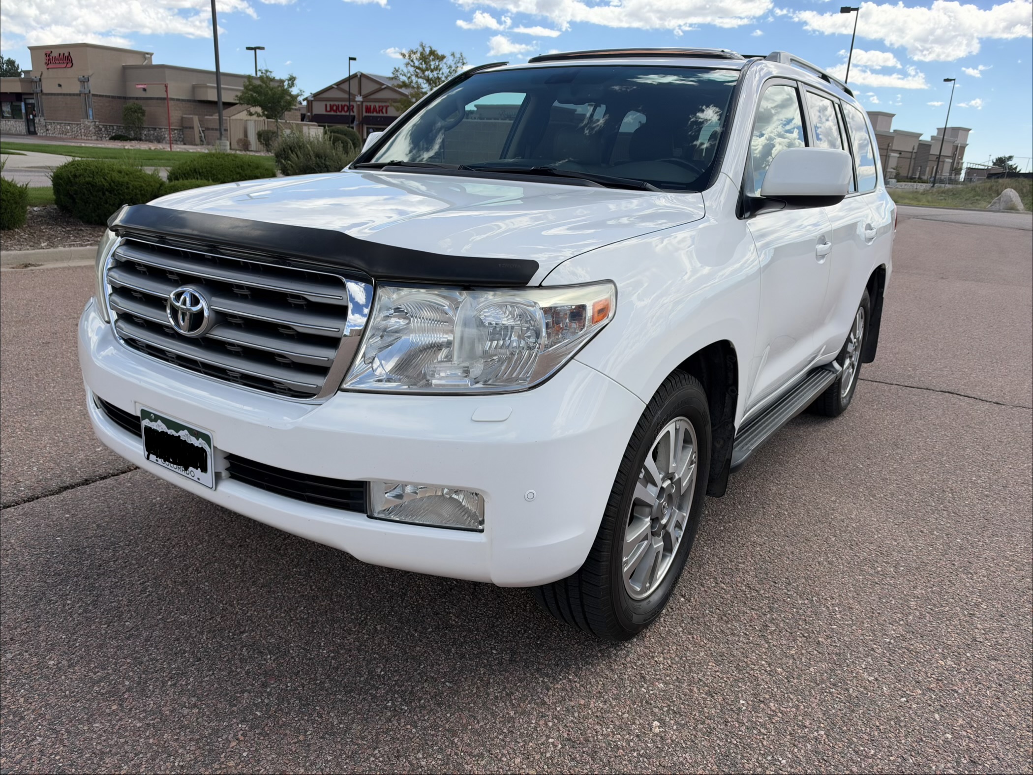 Used 2011 Toyota Land Cruiser w/ Upgrade Pkg AWD/4WD image 1