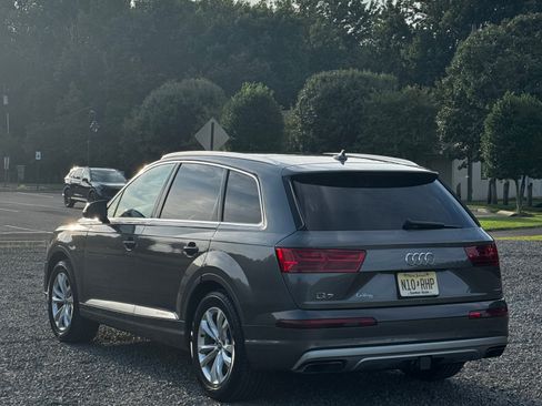 Used 2019 Audi Q7 2.0T Premium Plus AWD/4WD image 28