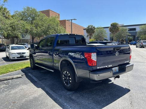 Used 2016 Nissan Titan PRO-4X w/ Pro-4x Convenience Package AWD/4WD image 6