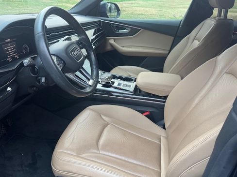Used 2020 Audi Q8 Premium Plus image 10
