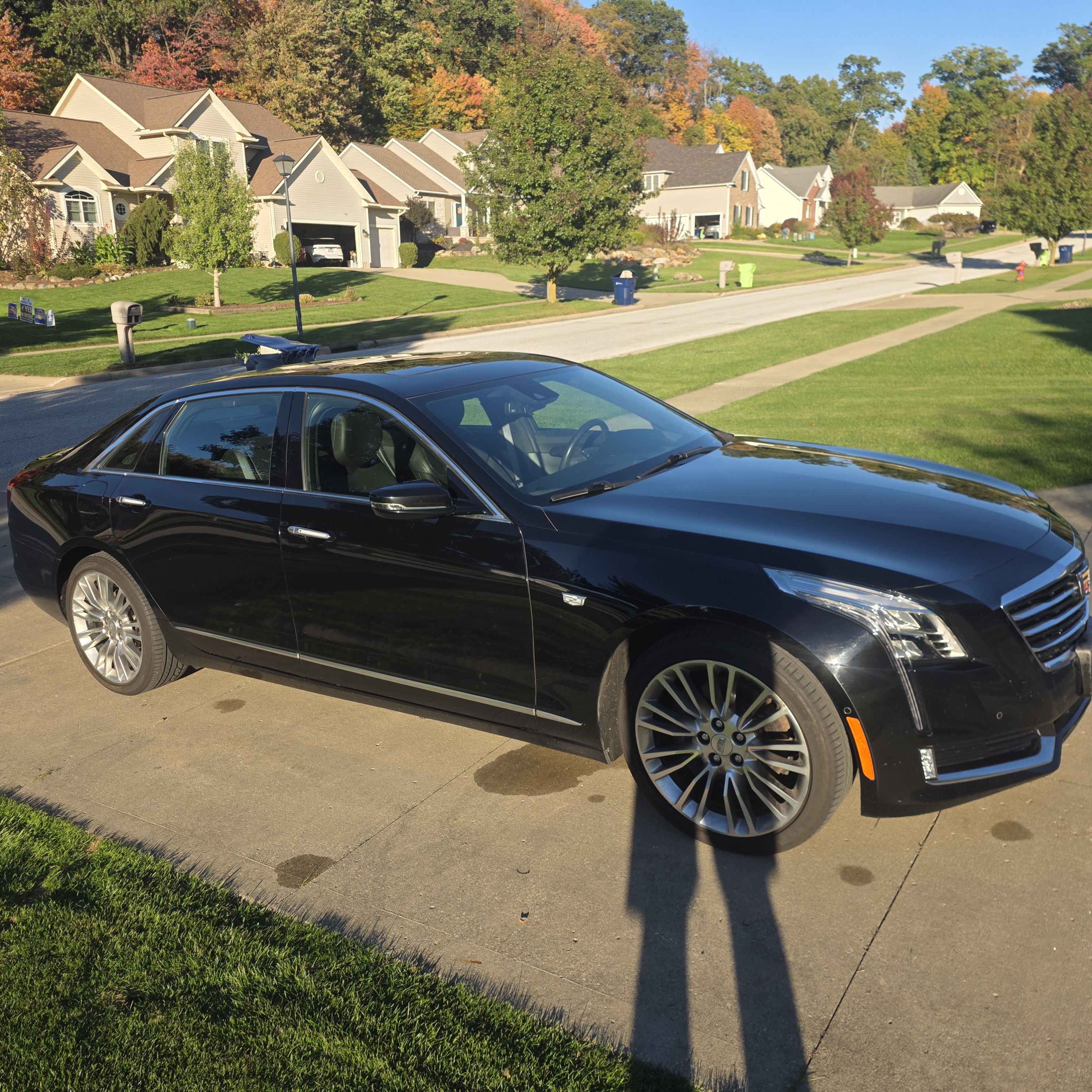 Used 2017 Cadillac CT6 Premium Luxury w/ Active Chassis Package AWD/4WD image 4