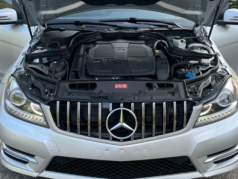 Used 2014 Mercedes-Benz C 300 4MATIC Sedan image 16