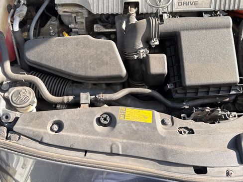 Used 2010 Toyota Prius Two image 9