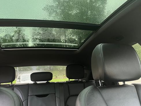 Used 2015 Porsche Macan S image 13