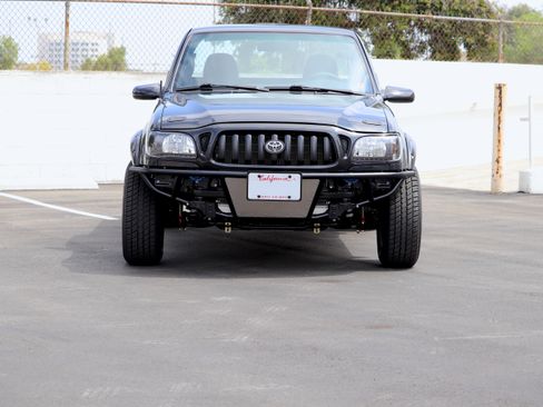 Used 2001 Toyota Tacoma 2WD Regular Cab image 4