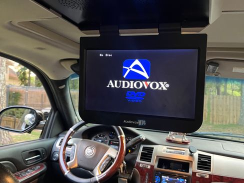 Used 2007 Cadillac Escalade ESV AWD w/ Information Package image 19