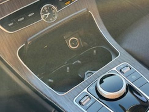 Used 2019 Mercedes-Benz C 300 Sedan image 12