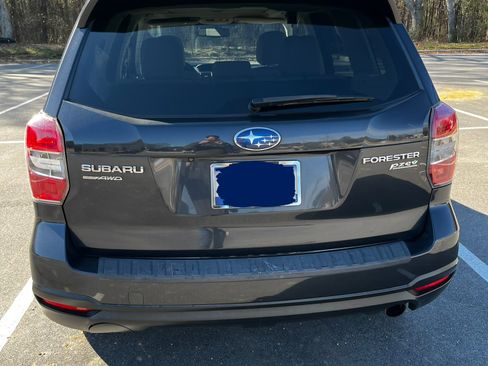 Used 2015 Subaru Forester 2.5i Limited image 10