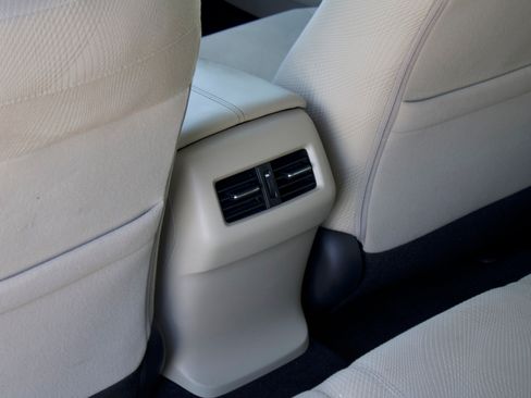 Used 2017 Honda Accord EX image 23