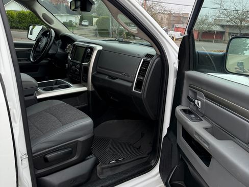 Used 2017 RAM 1500 Big Horn image 14