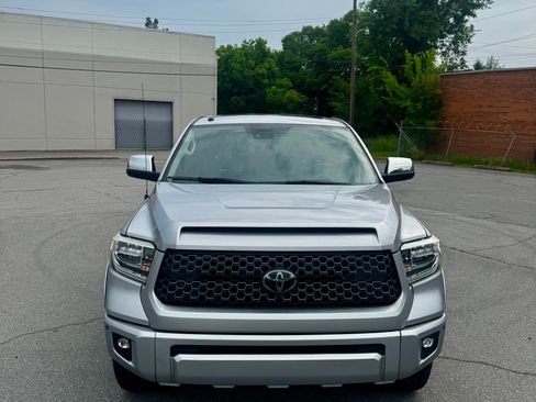 Used 2018 Toyota Tundra Platinum AWD/4WD image 6