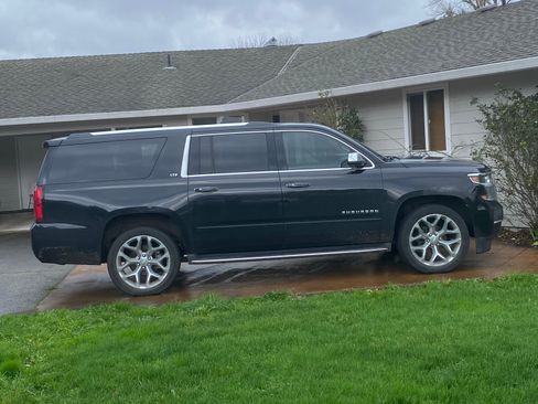 Used 2016 Chevrolet Suburban LTZ image 1