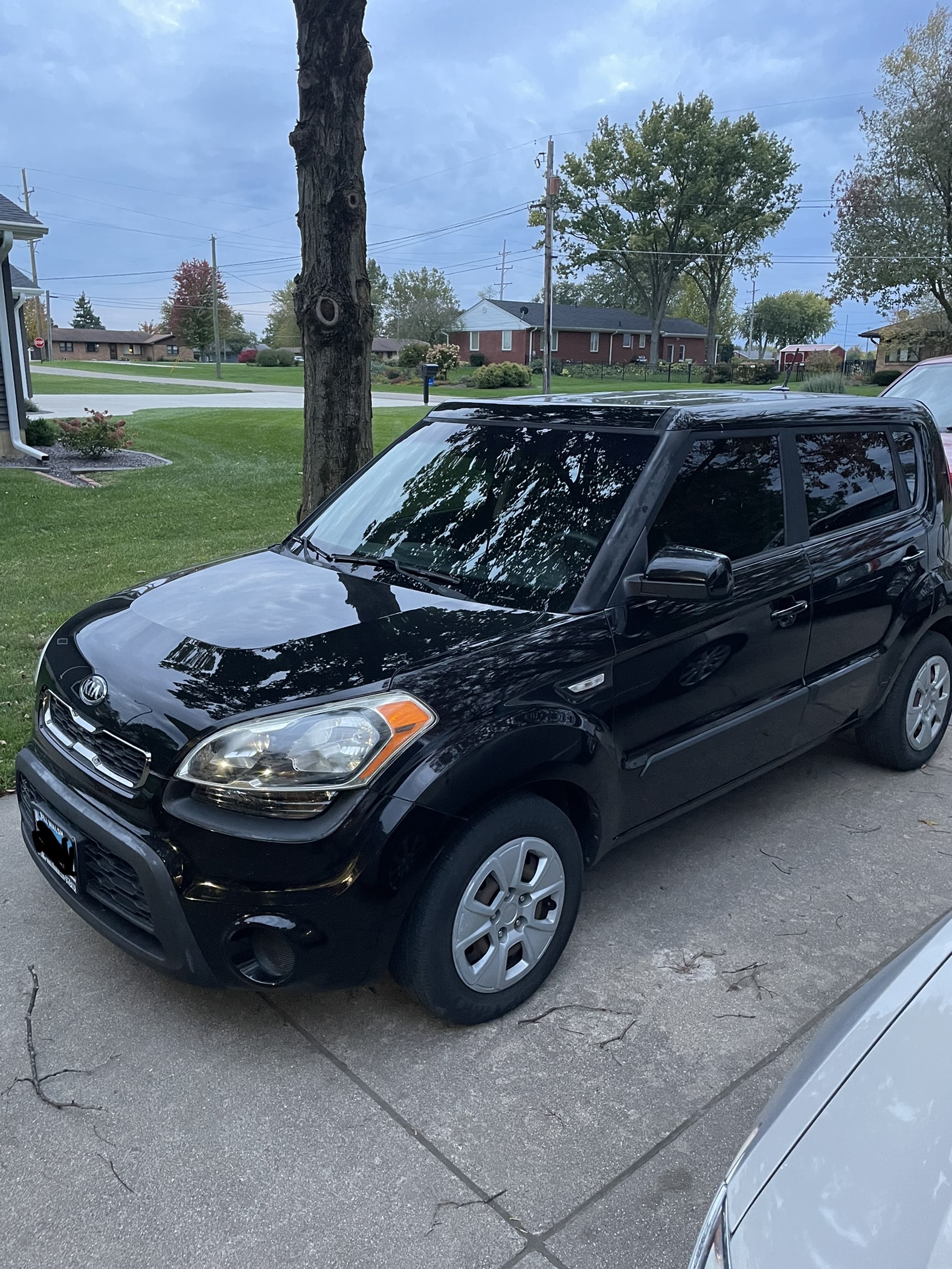 Used 2013 Kia Soul FWD image 1