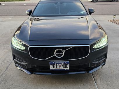 Used 2018 Volvo S90 T6 Momentum w/ Convenience Package