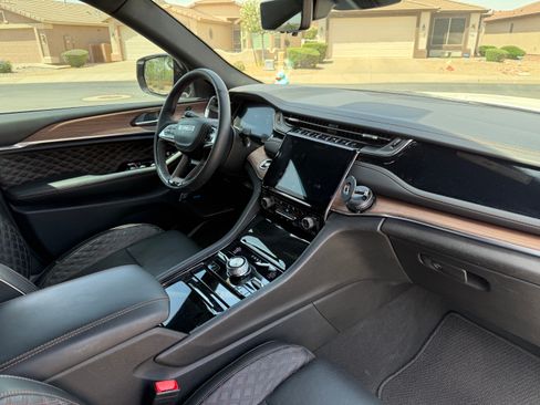 Used 2024 Jeep Grand Cherokee Summit w/ Adv Protech Group IV image 2