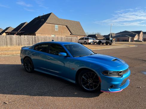 Used 2019 Dodge Charger Scat Pack image 5