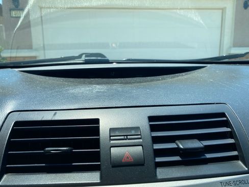 Used 2011 Toyota Camry SE image 17