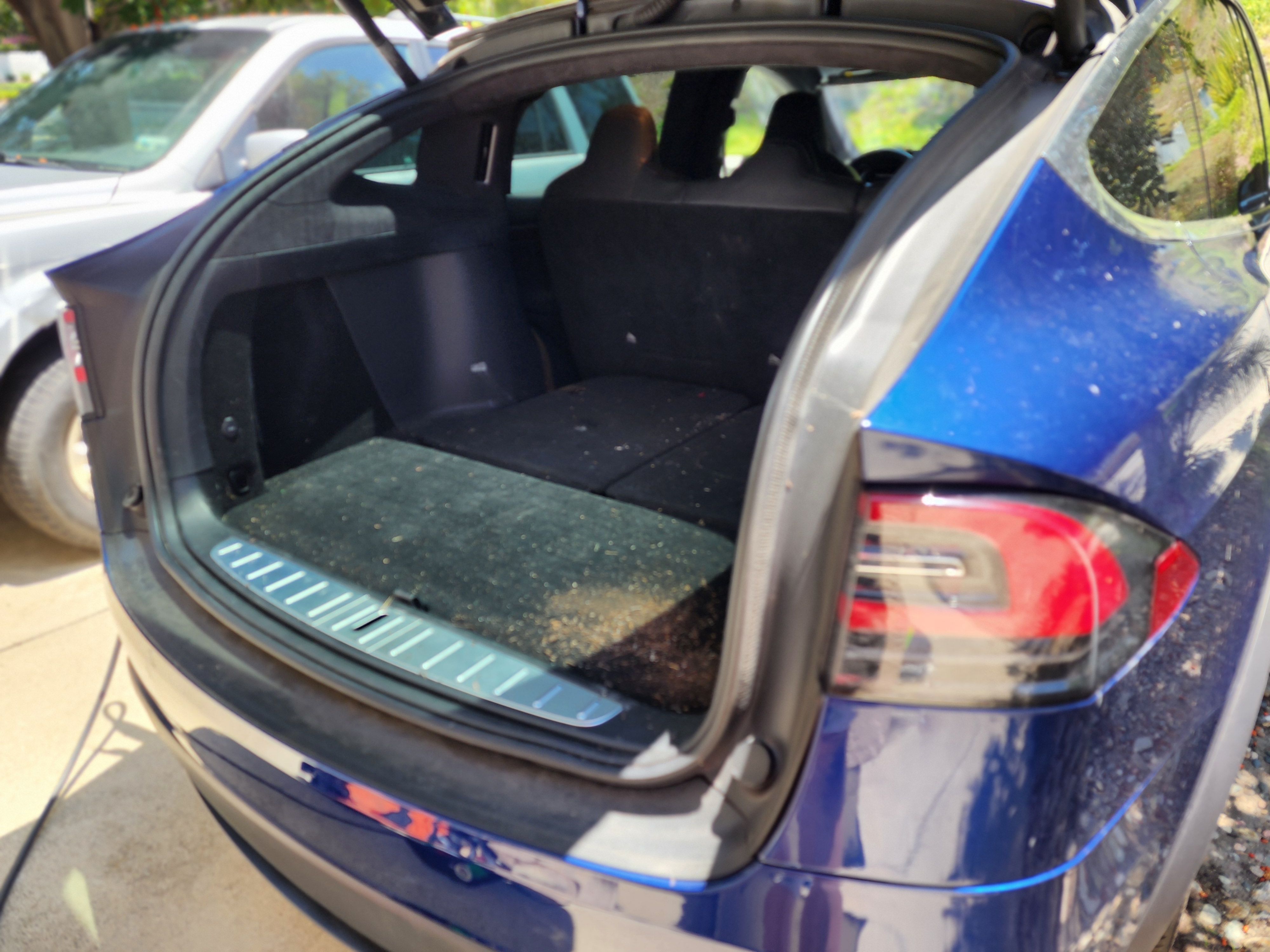 Used 2019 Tesla Model X 100D AWD/4WD image 2
