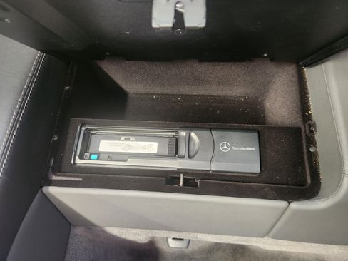 Used 2006 Mercedes-Benz SL 65 AMG image 30