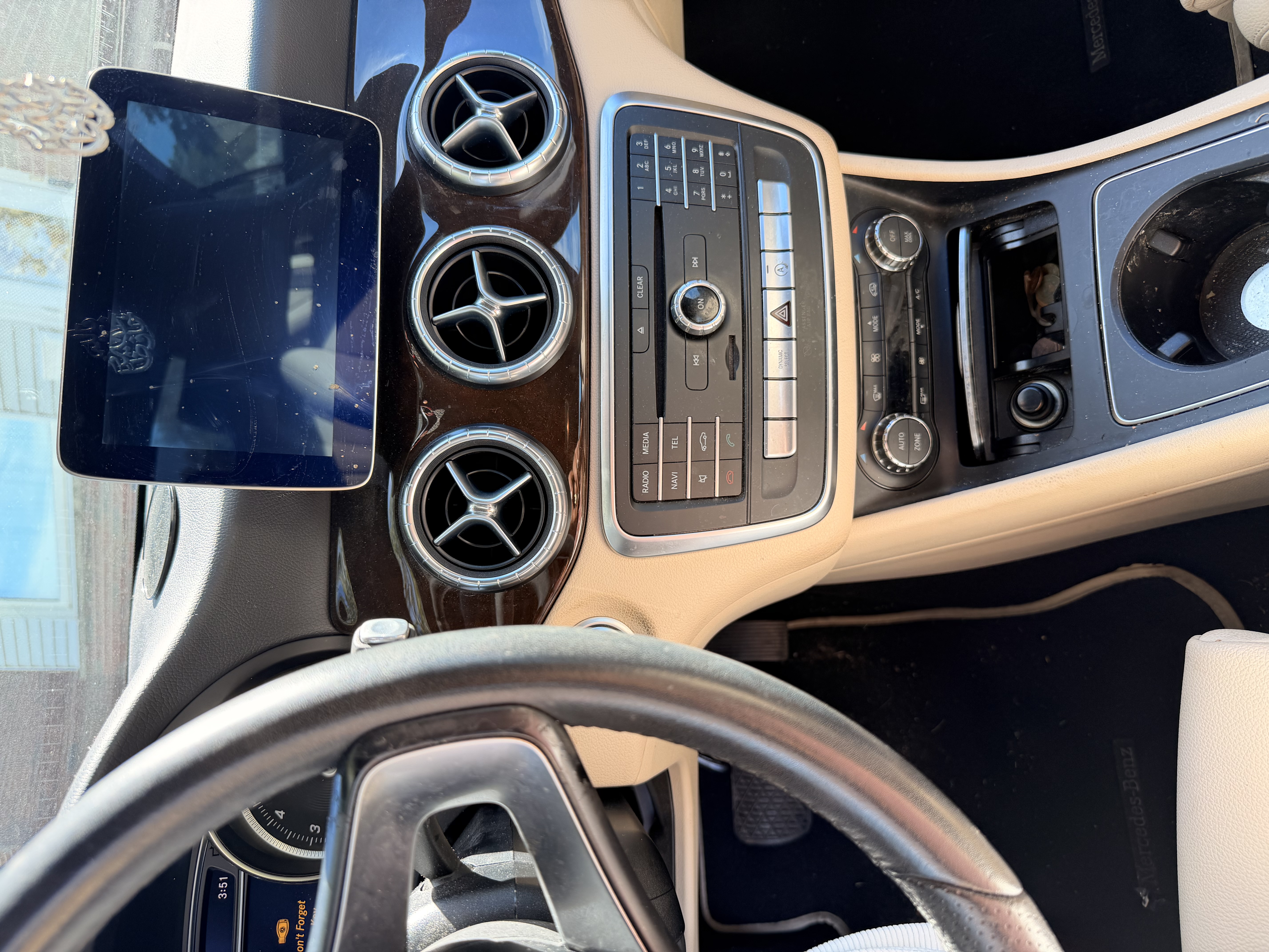 Used 2017 Mercedes-Benz CLA 250 image 5