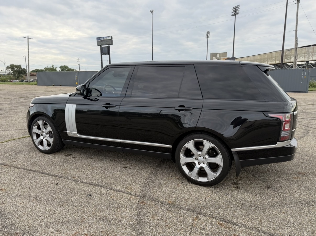 Used 2017 Land Rover Range Rover Long Wheelbase Supercharged AWD/4WD image 10