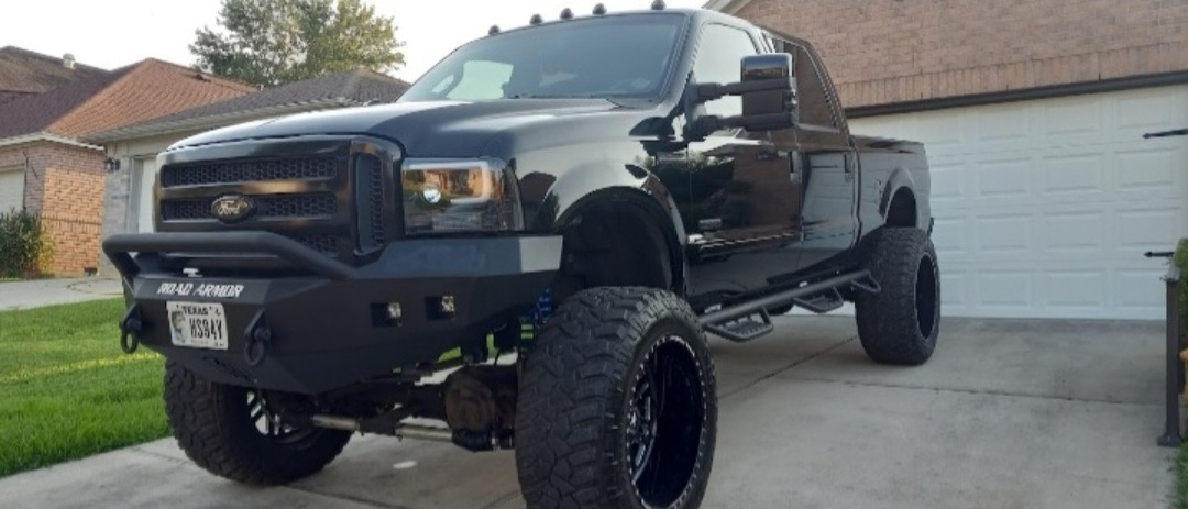 Used 2005 Ford F250 Lariat AWD/4WD image 1