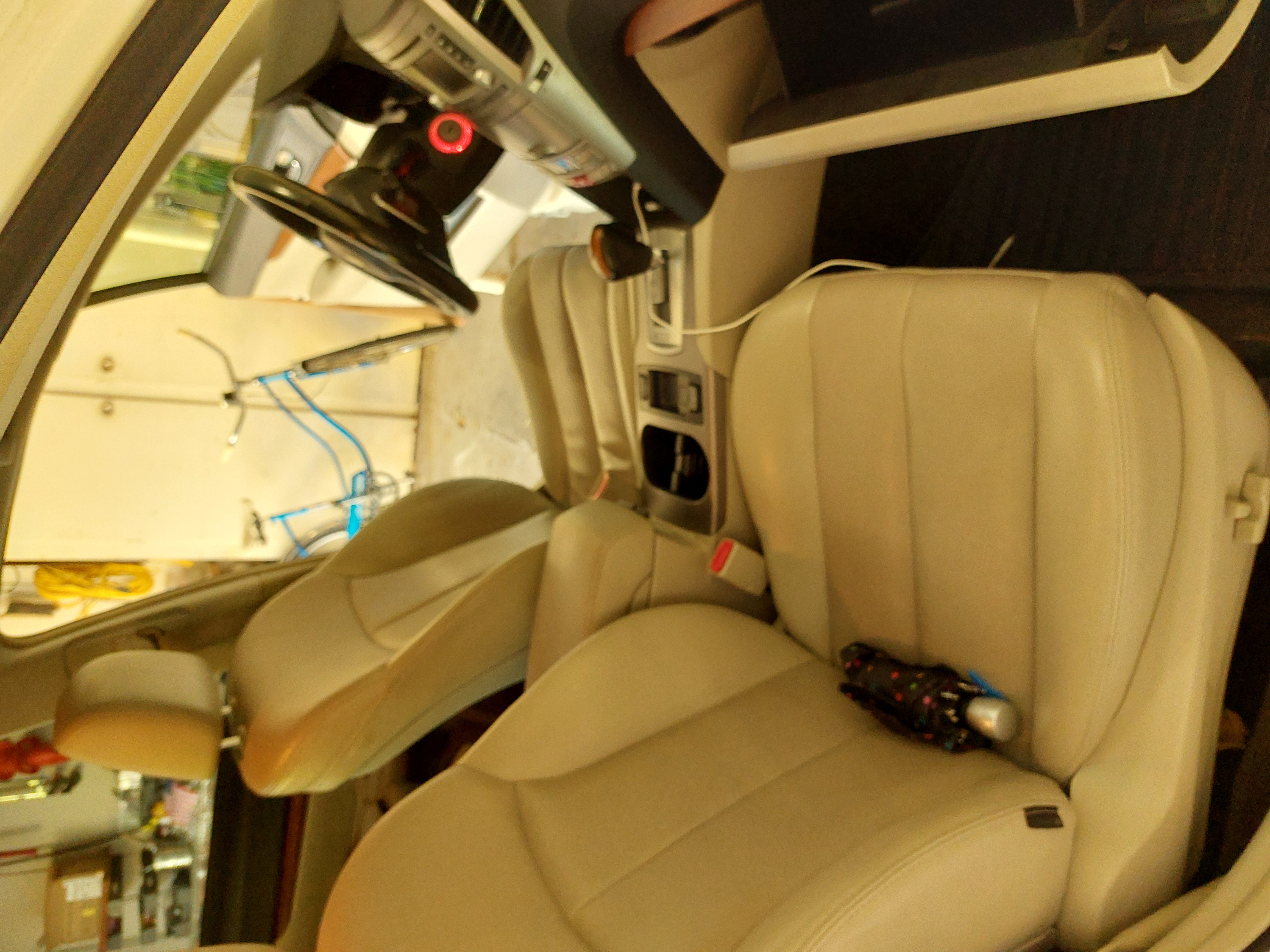 Used 2013 Subaru Outback 3.6R Limited AWD/4WD image 8