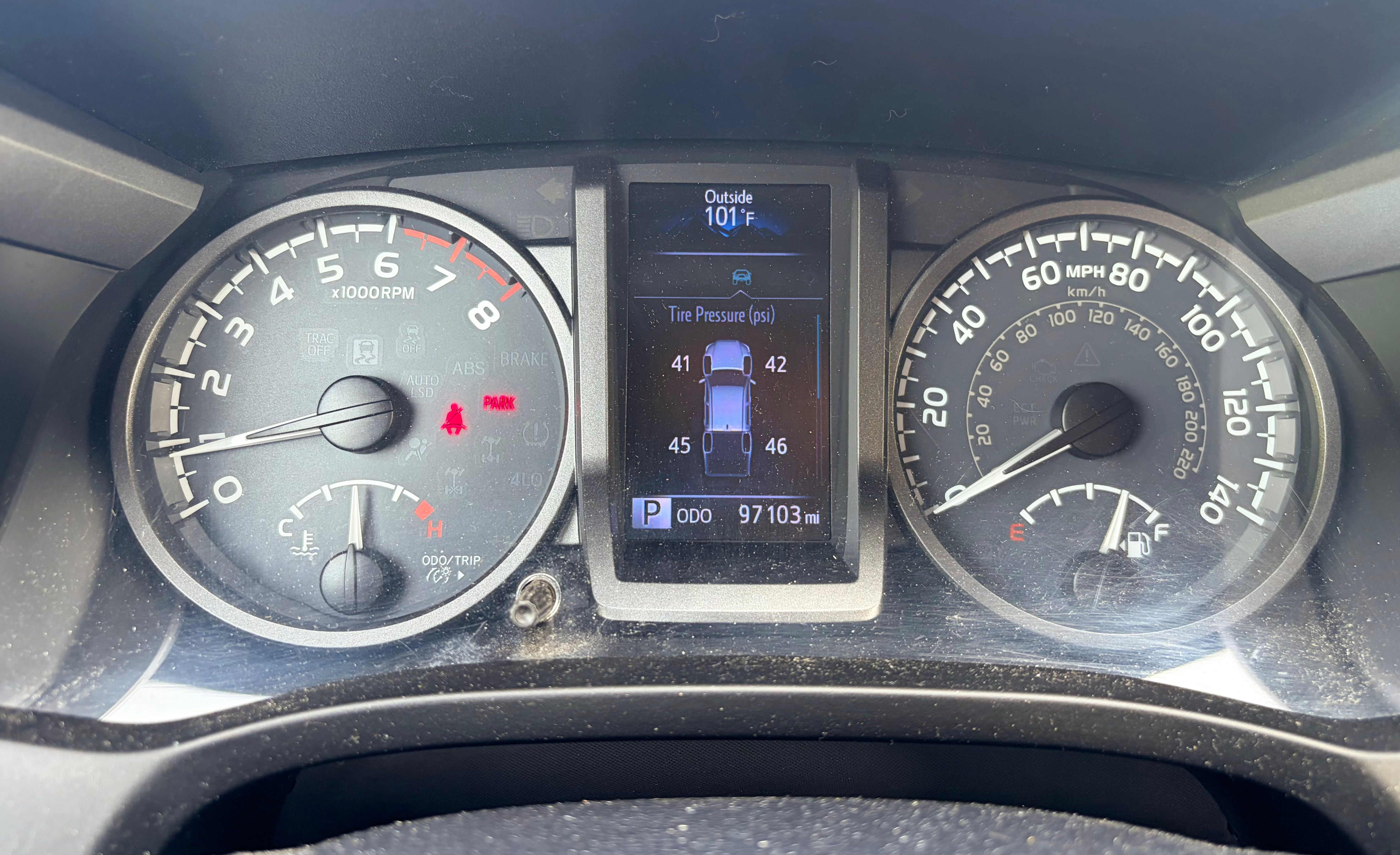 Used 2016 Toyota Tacoma TRD Off-Road AWD/4WD image 10