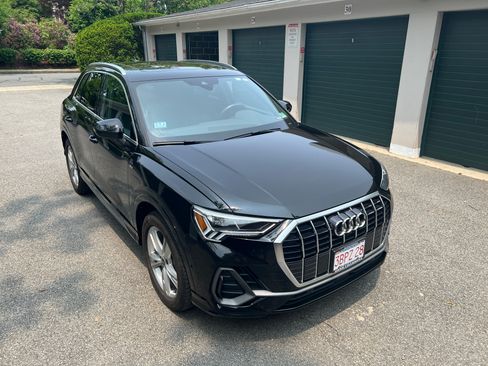 Used 2021 Audi Q3 2.0T Premium Plus w/ Premium Plus Package AWD/4WD image 10